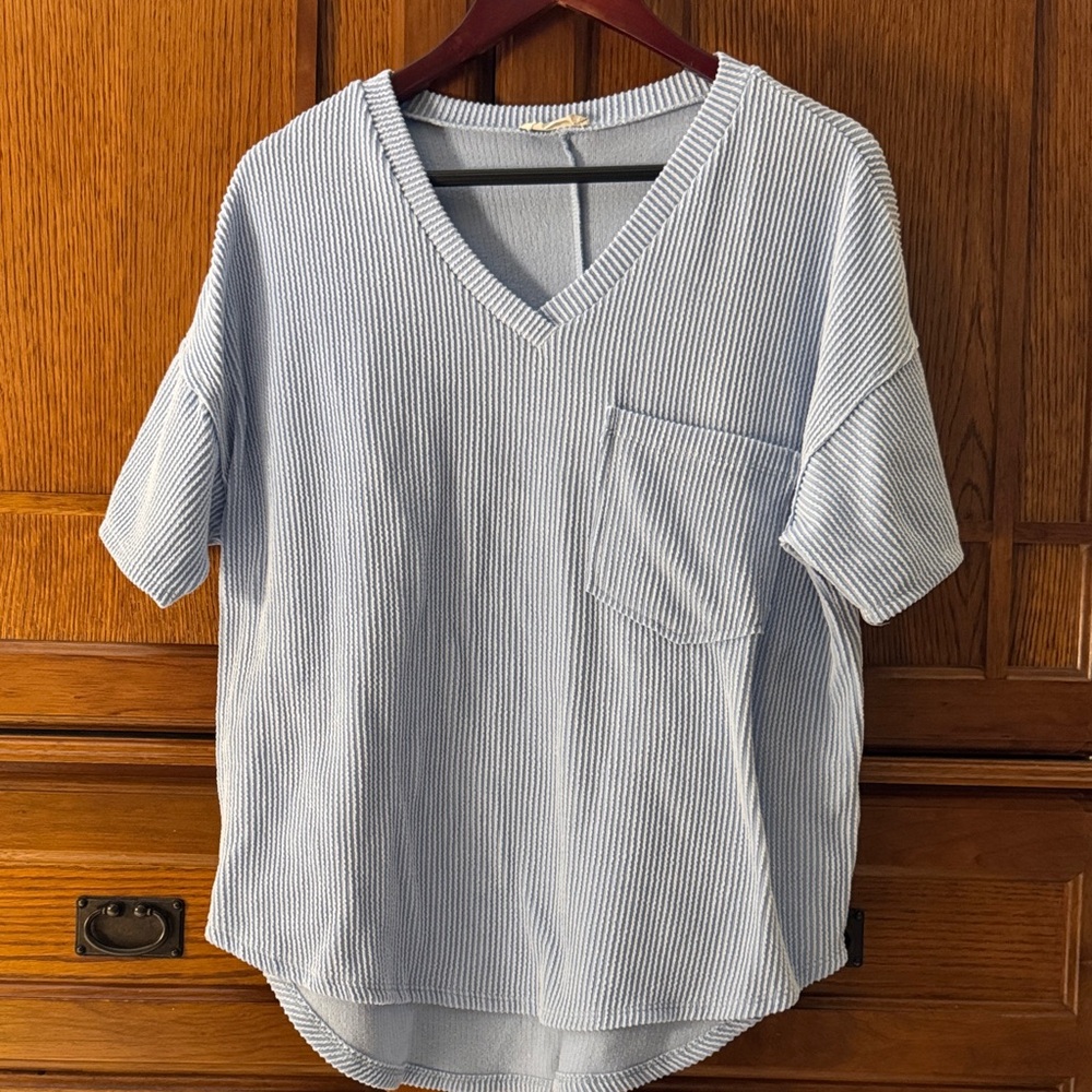 Altar'd State Light Blue Ribbed V-Neck Short Sleeve Tee